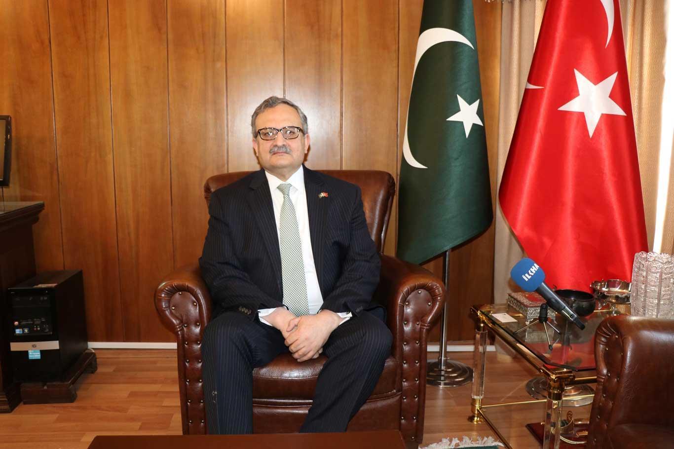 Pakistan Ankara Büyükelçisi Qazi: "İşgal altındaki Keşmir'de durum korkunç boyutta"